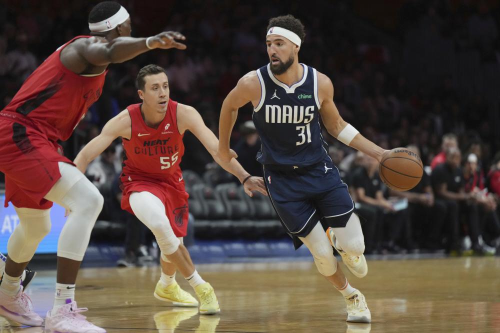 将篮球与本 将篮球与本