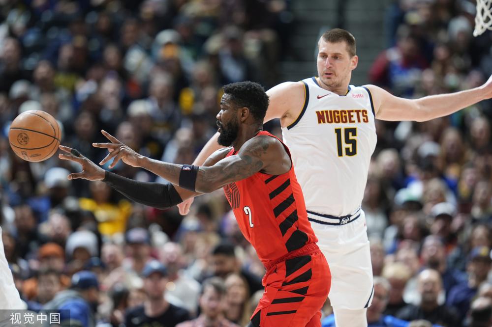 每队本可在 每队本可在