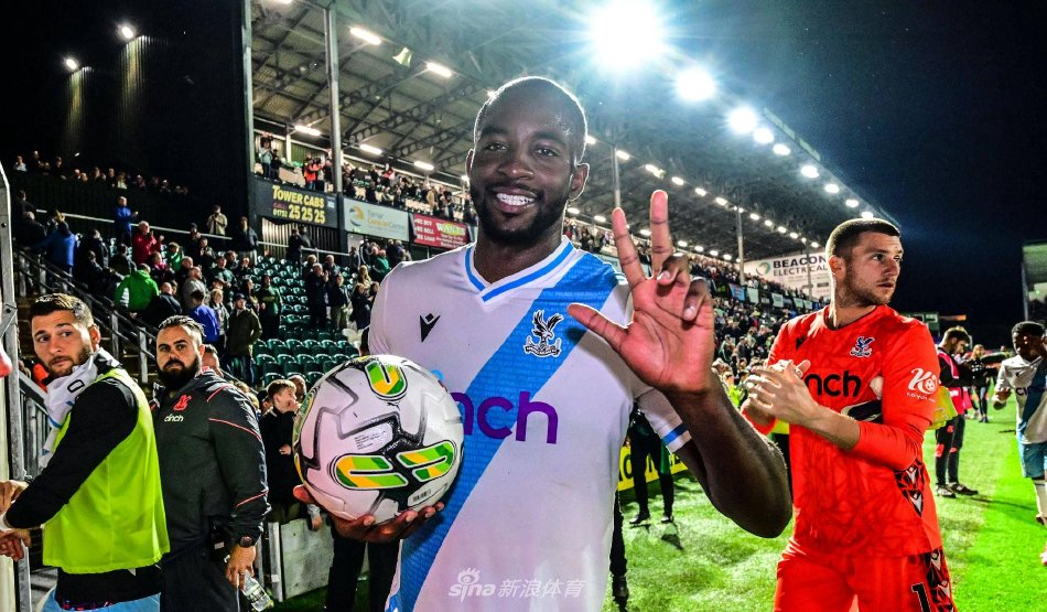 崔敏静凭借 崔敏静凭借