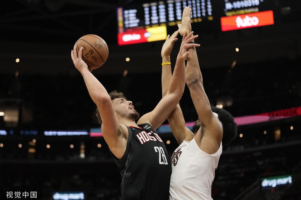 这位年轻球 这位年轻球