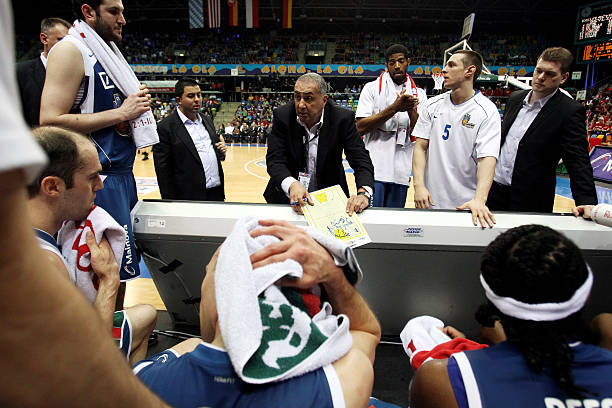 和中场发动 和中场发动