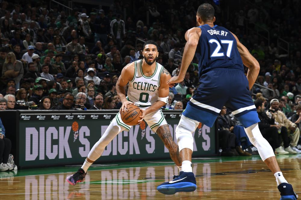 对方防线后 对方防线后